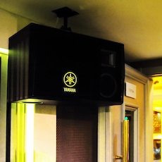 强强北京国际商务酒店——不朽情缘不朽情缘高端KMS-2500音箱的酒店KTV运用